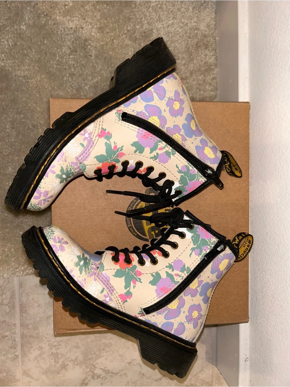 Dr Martens Junior 1460 Floral Mash up Leather Lace Up boots Junior size 13